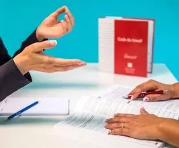 Quand faire appel à un avocat en droit du travail ?