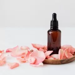 Créateur de parfums : études, métier, salaire et formation
