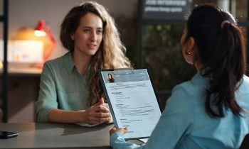 Comment rendre votre CV irrésistible avec l&rsquo;aide de l&rsquo;IA