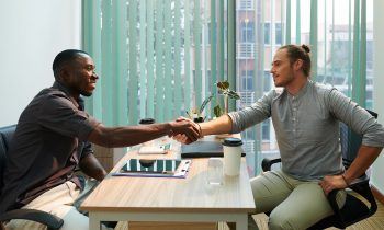 Vous cherchez un emploi saisonnier ? Découvrez comment séduire les recruteurs !