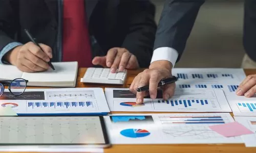 Vous reprenez une entreprise ? Les clés pour une évaluation réussie ! Vous reprenez une entreprise ? Les clés pour une évaluation réussie !