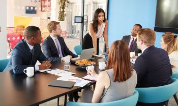 Vous reprenez une entreprise ? Découvrez comment la gérer comme un Pro !