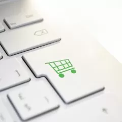 Responsable e-commerce : études, diplômes, statut, salaire, formation