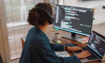 Pourquoi le développement web s&rsquo;ouvre de plus en plus aux femmes ?