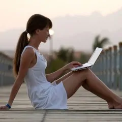 Le télétravail révolutionne le monde professionnel : découvrez pourquoi les cadres en raffolent !