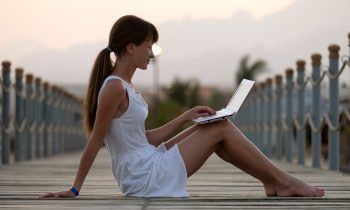 Le télétravail révolutionne le monde professionnel : découvrez pourquoi les cadres en raffolent !