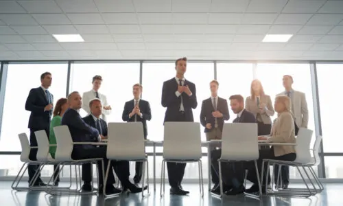 Le langage corporel en entreprise : les secrets du non-verbal révélés Le langage corporel en entreprise : les secrets du non-verbal révélés