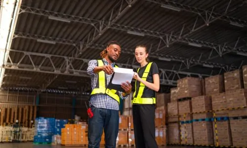 Formation en initial ou en alternance : quelles différences avant de choisir ? Formation en initial ou en alternance : quelles différences avant de choisir ?